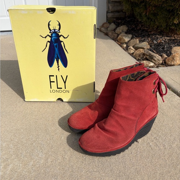 Fly London Women's Red Suede Yama Ankle Boots Y2K - Size US 9 - Picture 7 of 10